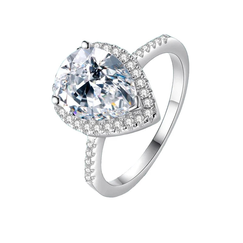 Luxury 3CT Pear Cut Moissanite Engagement Ring - Ornalux