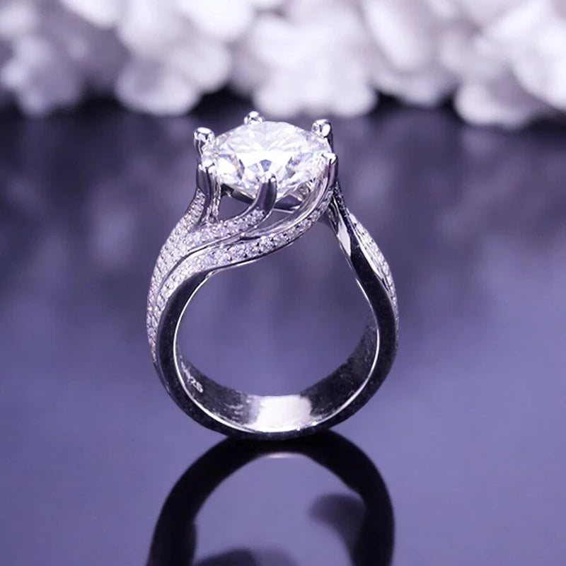 Luxury Moissanite Engagement Ring - D Color 5CT - Ornalux