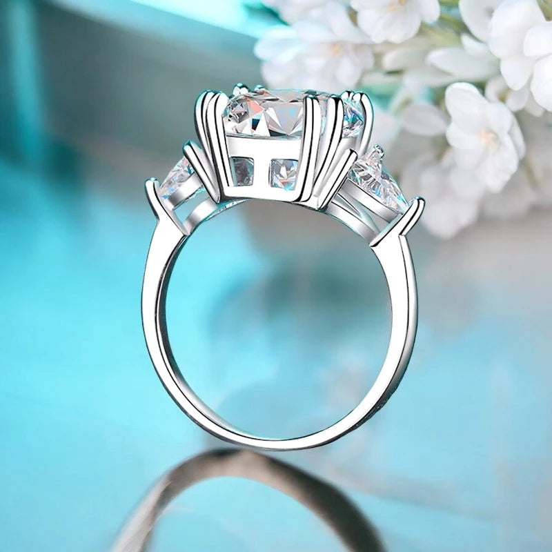 Luxury 5Ct D Color Moissanite Ring - Ornalux