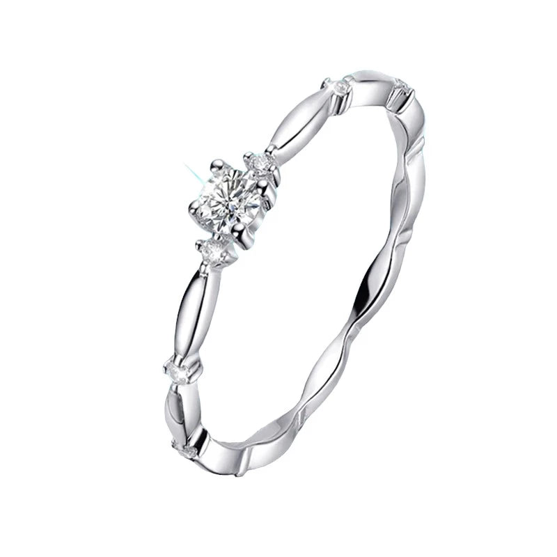 Luxury D Color VVS1 Moissanite Ring - Ornalux