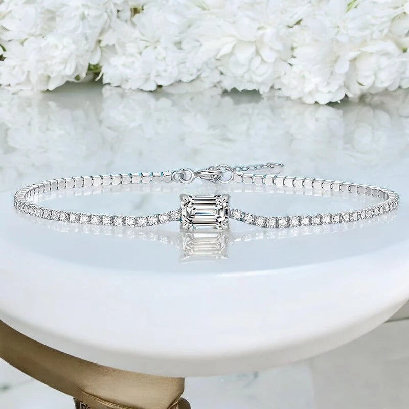 Luxury 1Ct Emerald Cut Moissanite Tennis Bracelet - Ornalux