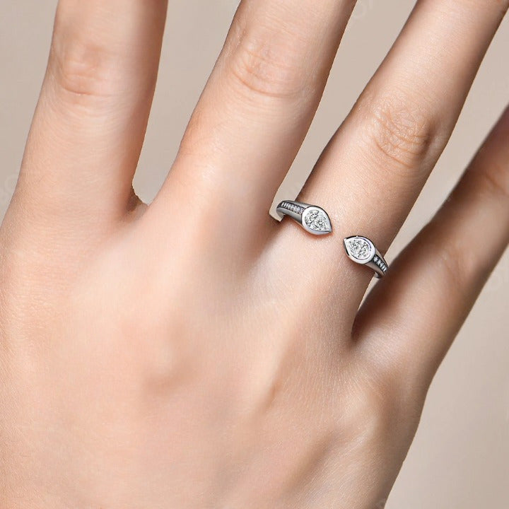 1Cttw Pear Cut Moissanite Diamond Ring - Wedding Jewelry - Ornalux