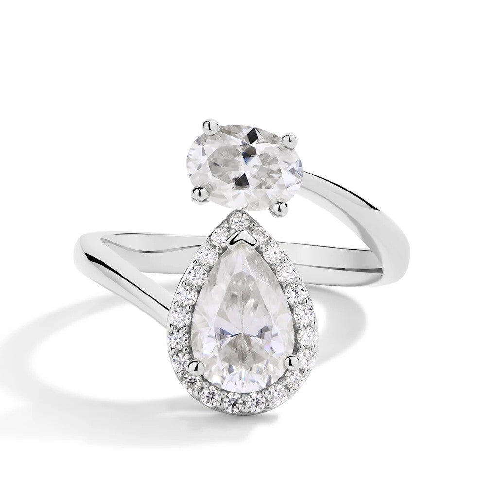 Luxury D Color 1.5CT Pear Cut Moissanite Ring - Ornalux