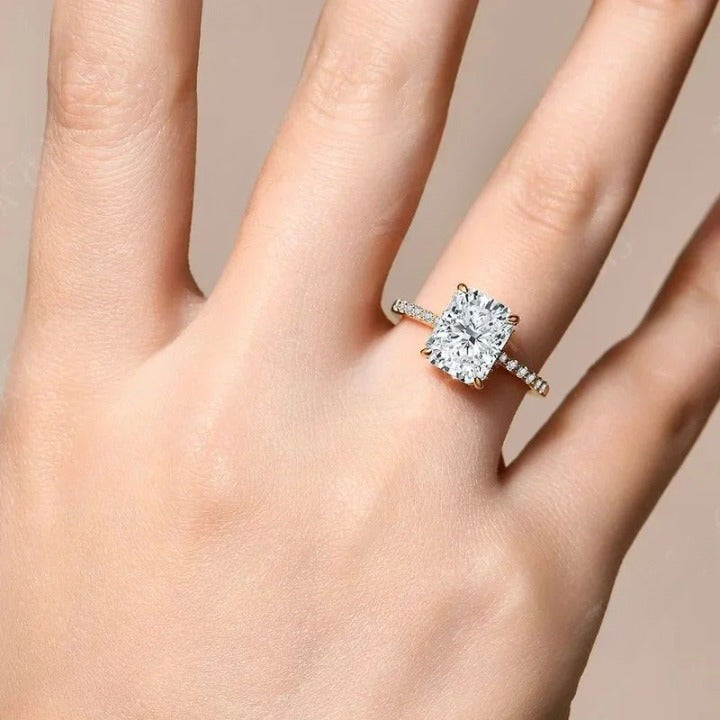 Radiant Cut 4CT Moissanite Ring - Sparkling Fine Jewelry - Ornalux