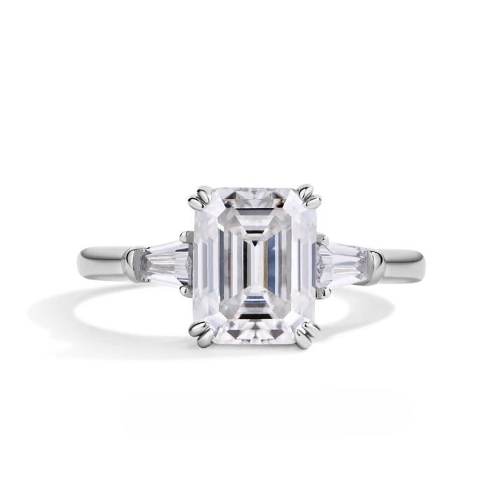 Luxury 3CT Radiant/Emerald Cut Moissanite Diamond Ring - Ornalux