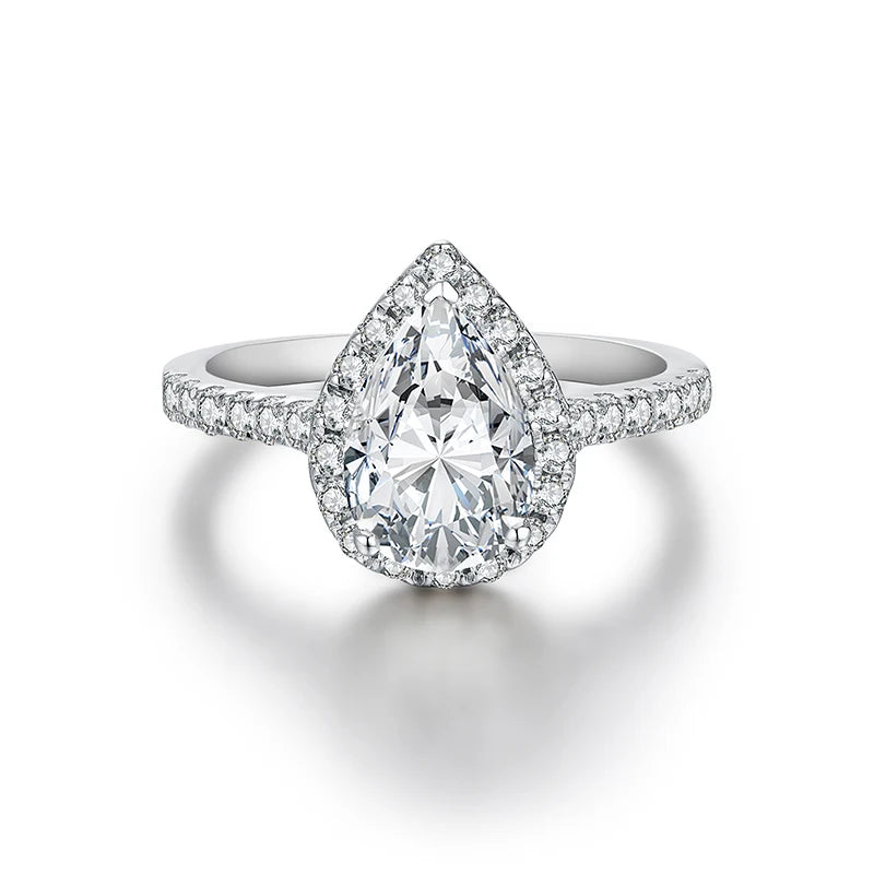 Luxury Pear Cut 2CT Moissanite Engagement Ring - D Color - Ornalux