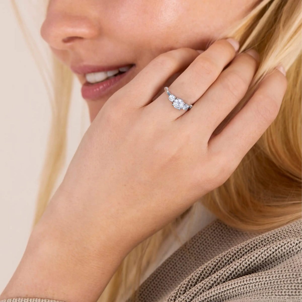 2.0Ct D Color Moissanite Wedding Ring - Ornalux