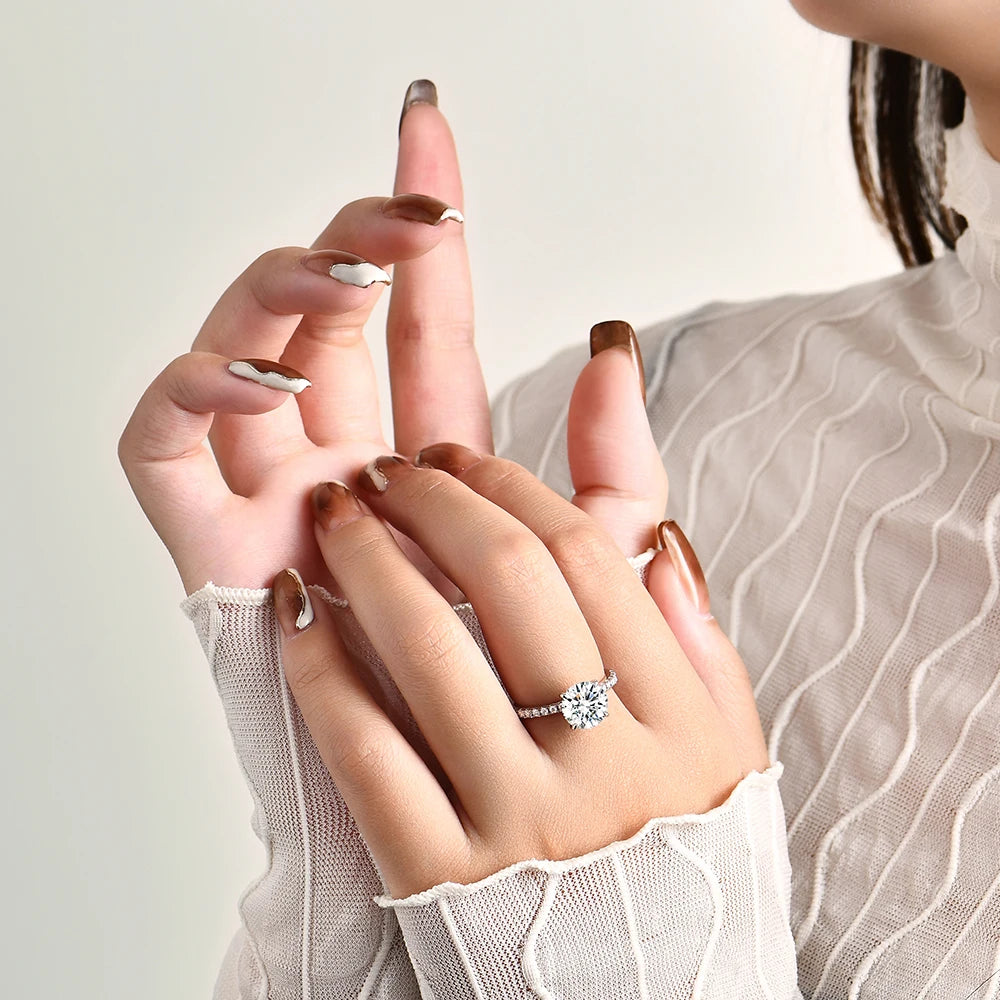 Classic 3.0CT Round Cut Moissanite Ring - Ornalux