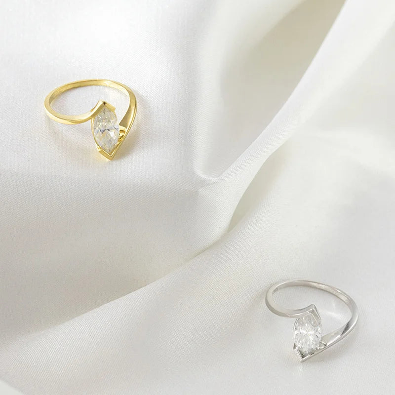 1 Carat Horse Eye Marquise Cut Moissanite Ring - Ornalux