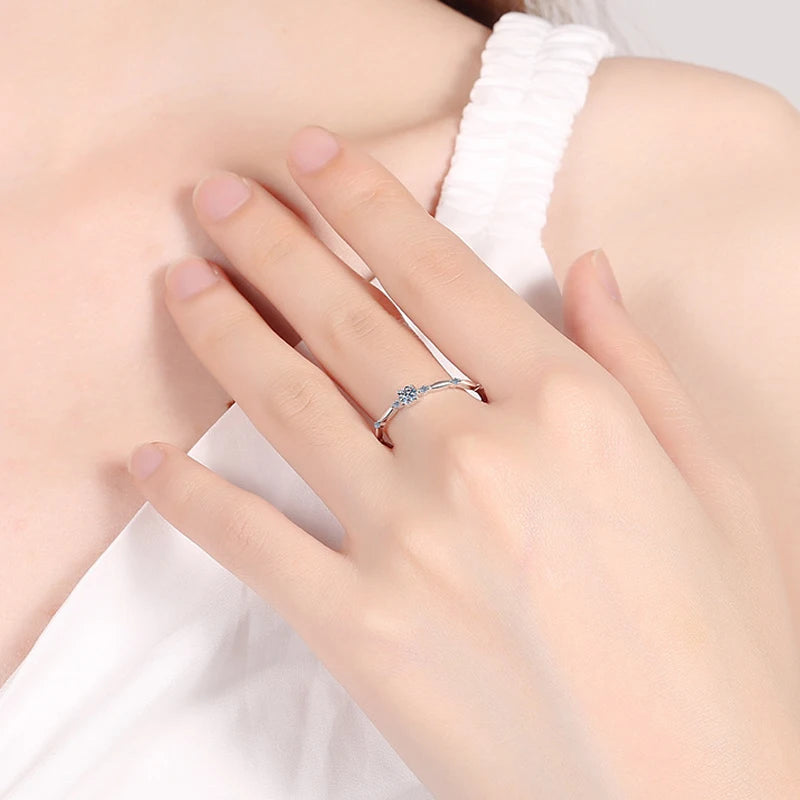 Luxury D Color VVS1 Moissanite Ring - Ornalux