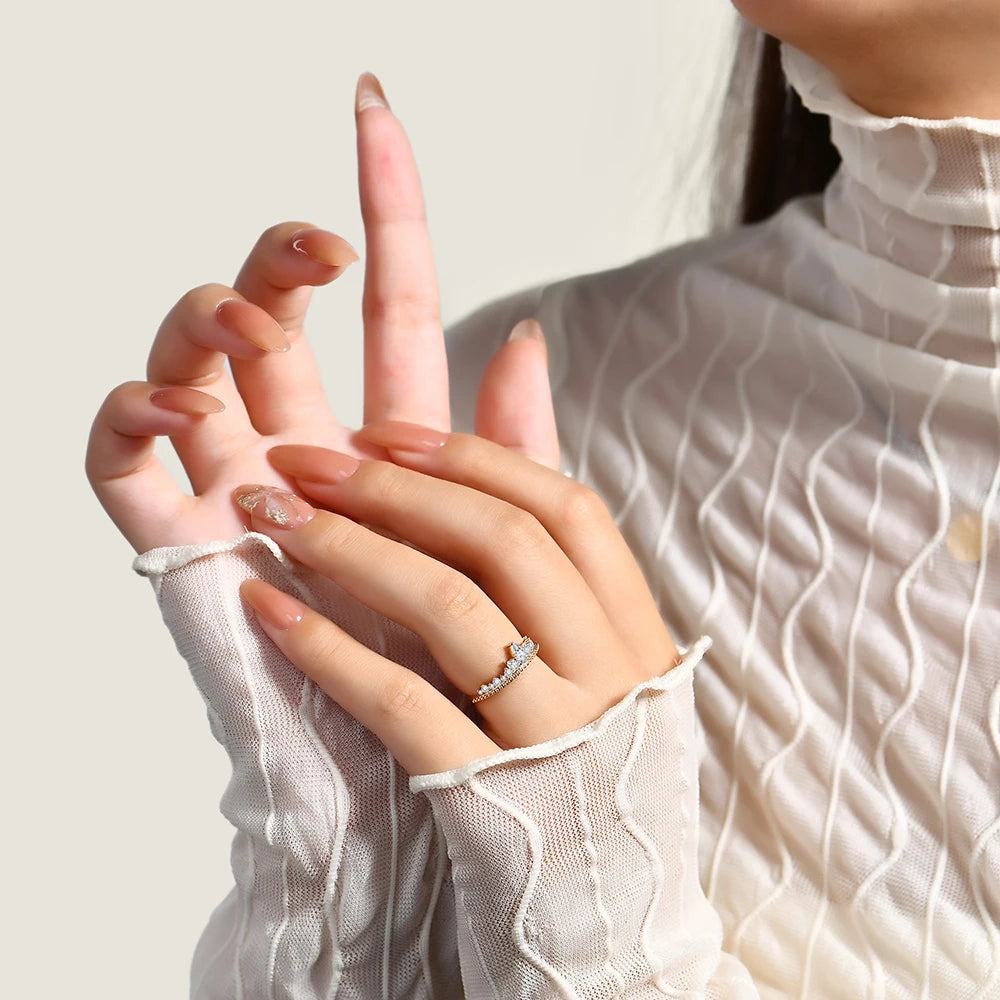 Luxury Pear Cut Moissanite Crown Ring - Ornalux