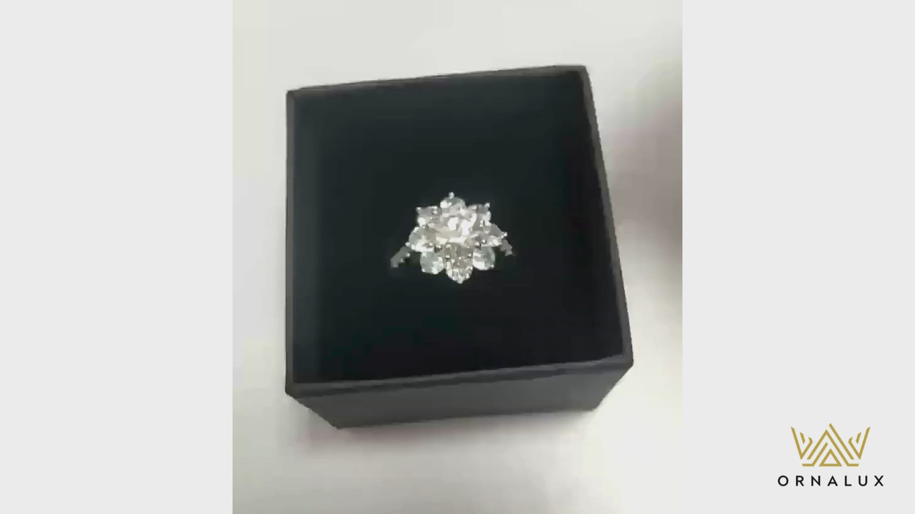 Real Moissanite Sun Flower Ring 2.0CT