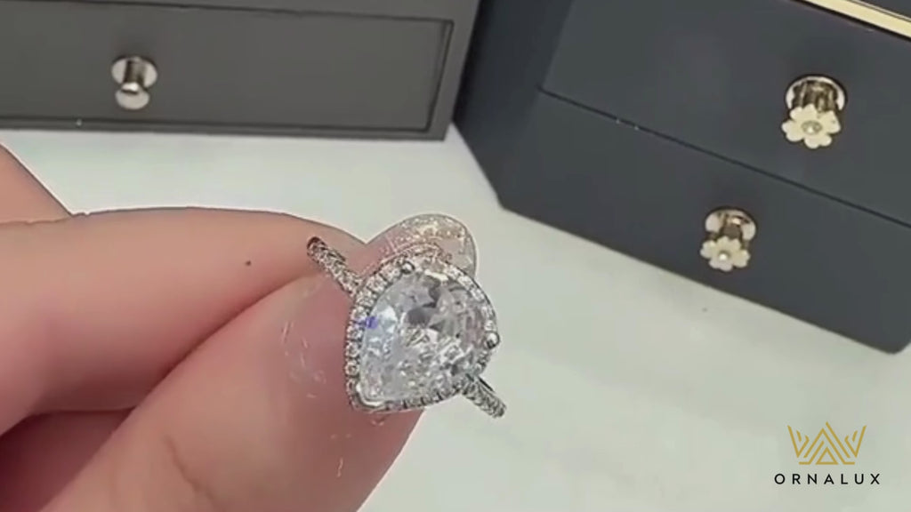Luxury 3CT Pear Cut Moissanite Ring